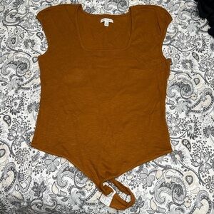 Free Assembly Womens Square Neck Bodysuit with Cap Sleeves
Set of 2